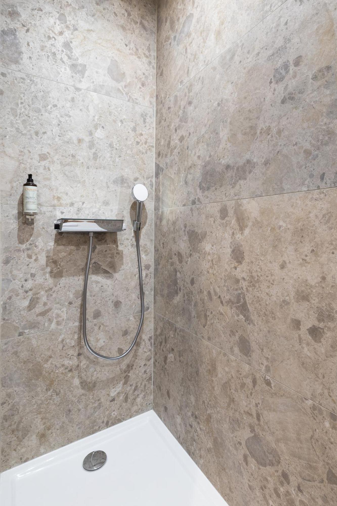 Appart Hotel Coraline - Genas Lyon Eurexpo Zewnętrze zdjęcie