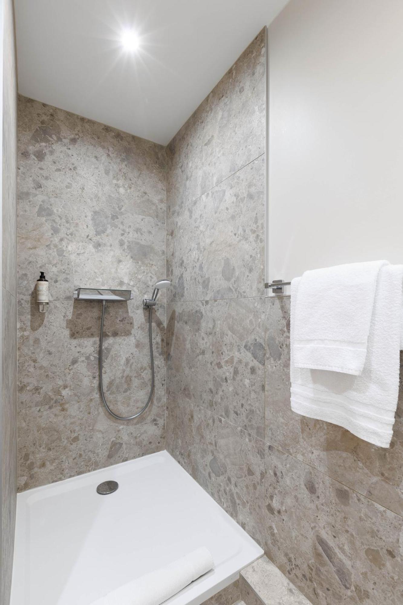 Appart Hotel Coraline - Genas Lyon Eurexpo Zewnętrze zdjęcie